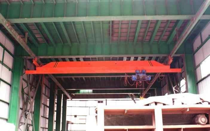 欧洲单梁悬挂起重机和欧洲双梁悬挂起重机的维护保养是非常重要的。